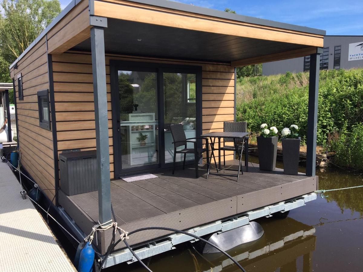 Hausboot Resort Nordseekueste ヴィルヘルムスハーフェン エクステリア 写真