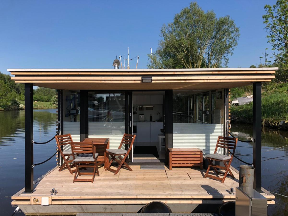 Hausboot Resort Nordseekueste ヴィルヘルムスハーフェン エクステリア 写真