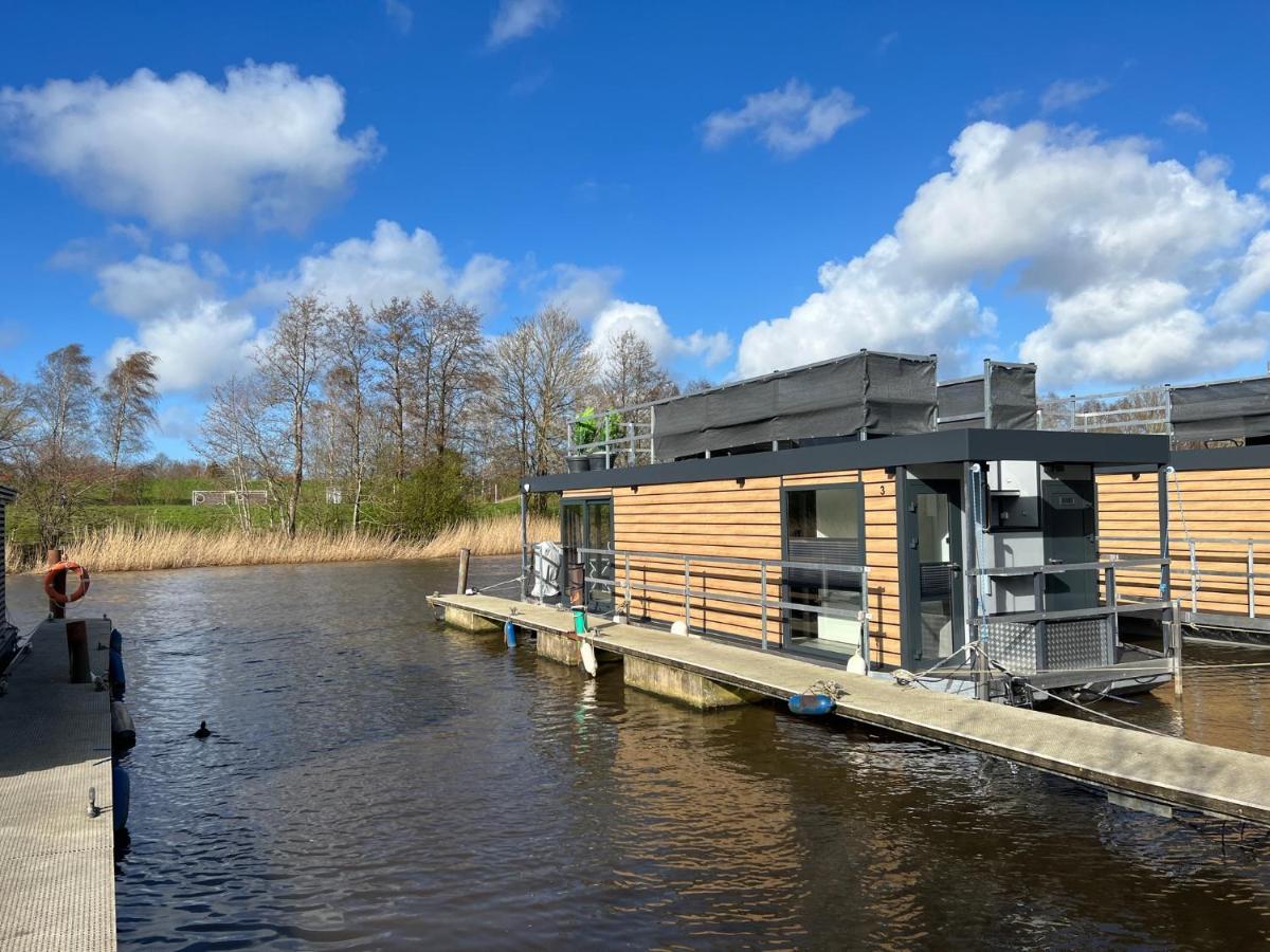 Hausboot Resort Nordseekueste ヴィルヘルムスハーフェン エクステリア 写真