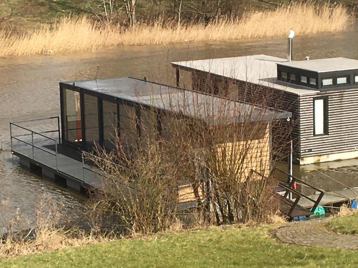 Hausboot Resort Nordseekueste ヴィルヘルムスハーフェン エクステリア 写真