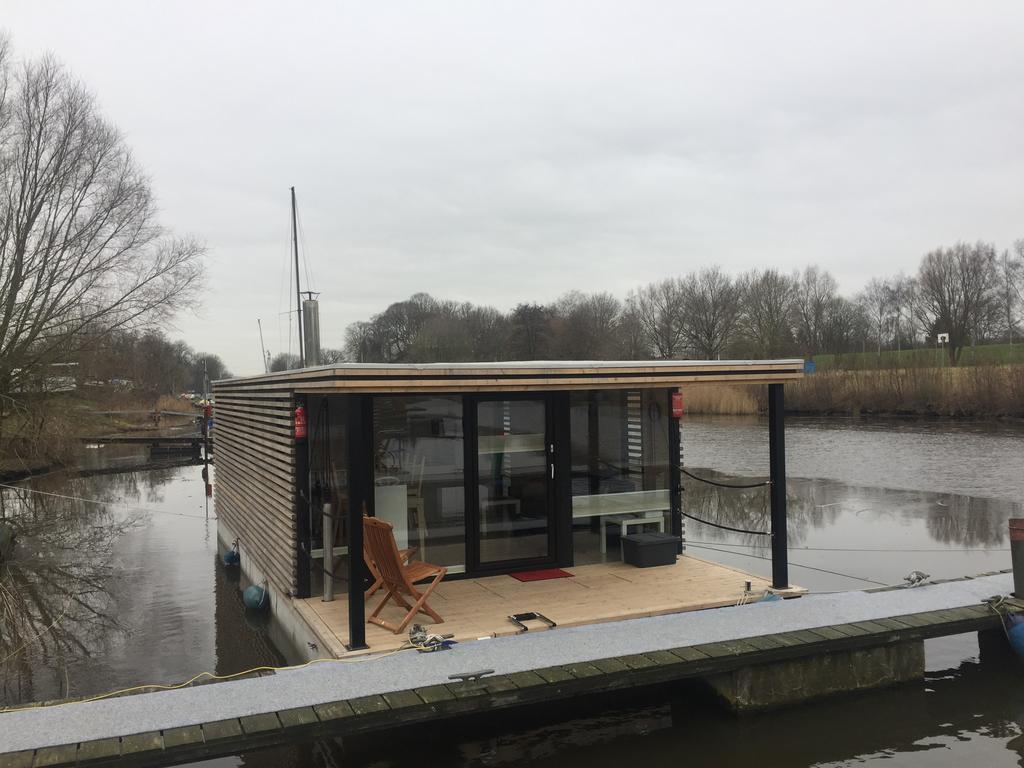 Hausboot Resort Nordseekueste ヴィルヘルムスハーフェン エクステリア 写真