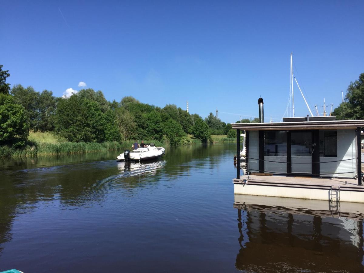 Hausboot Resort Nordseekueste ヴィルヘルムスハーフェン エクステリア 写真